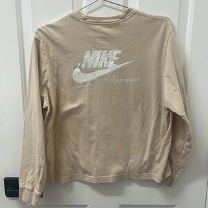 Nike sportswear boxy tee